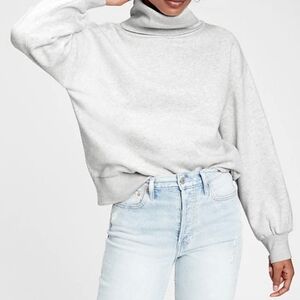 EUC GAP Vintage Soft Silhoutte Tutleneck Sweatshirt